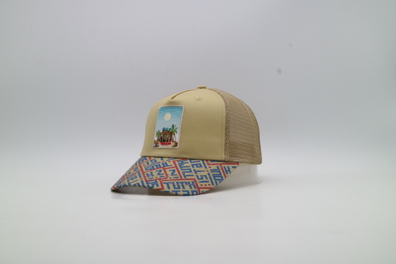 5 Panel Trucker Cap with Embroidered/Screen Printing/Affixed Patch Logo for