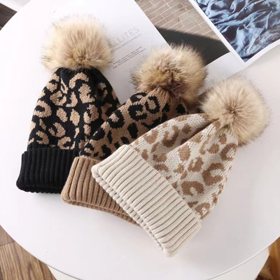 High Quality Pom Pom Winter Leopard Print Beanie Wholesale Soft Warm Knitted Beanie Hats