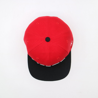 Flat Visor Red Cotton Snapback Cap With Embroidered Logo