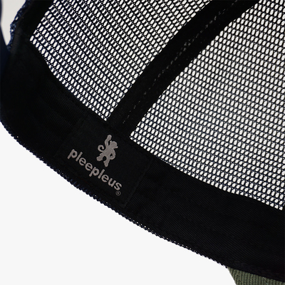 Fashion Cotton And Polyester Mesh 6 Panel Trucker Cap Embroidered Logo