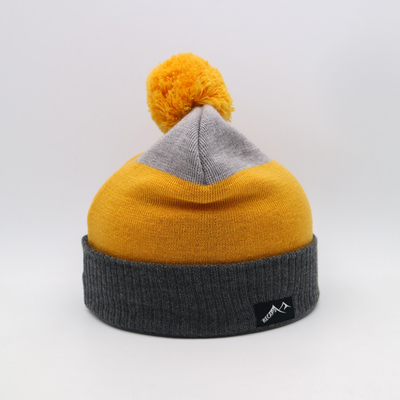 Lightweight 58CM Knit Beanie Hats For Winter Season In Black Grey Yellow