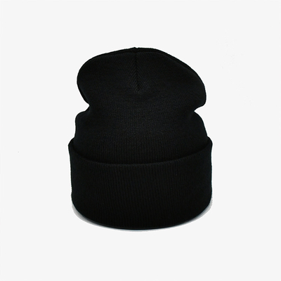 Customized Knit Beanie Hats With Embroidery Blank Pattern Acrylic Polyester Material