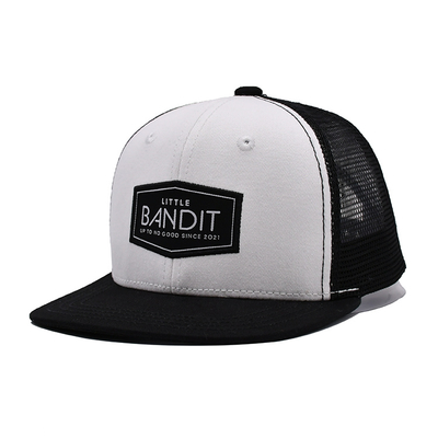Flat Brim 2 Eyelets Mesh Cap Trucker Cap Trendy Stylish Adjustable Snapback Hat Mesh Back for Men Women