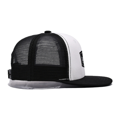 Flat Brim 2 Eyelets Mesh Cap Trucker Cap Trendy Stylish Adjustable Snapback Hat Mesh Back for Men Women