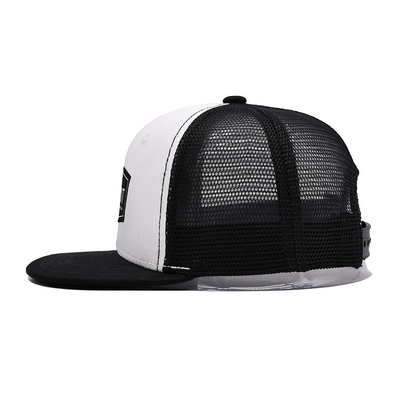 Flat Brim 2 Eyelets Mesh Cap Trucker Cap Trendy Stylish Adjustable Snapback Hat Mesh Back for Men Women