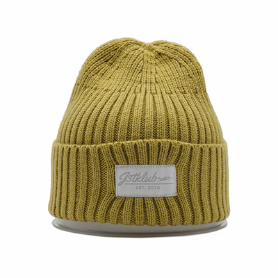 Common Fabric Knit Beanie Hats Custom Logo In Embroidery Pattern