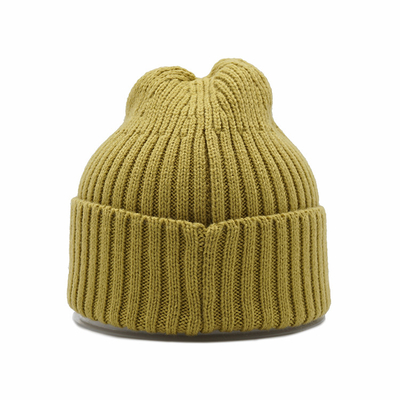 Common Fabric Knit Beanie Hats Custom Logo In Embroidery Pattern