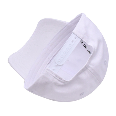 Structured Custom Embroidered Baseball Caps Metal Eyelets White Color