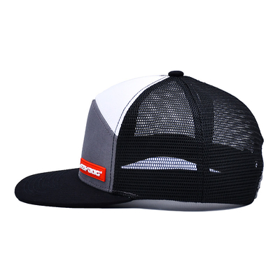 7 Panel Flat Bill Rubber Patch Logo Polyester Mesh Snapback Cap Mixed Color Structured