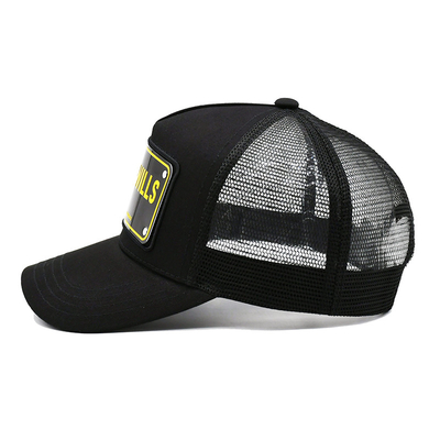 Wholesale 5 Panel Unisex Custom Metal Plate with embroidery Mesh Baseball Cap Gorras Breathable Curved Brim Trucker Hat
