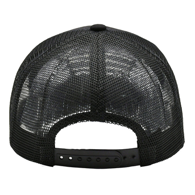 Wholesale 5 Panel Unisex Custom Metal Plate with embroidery Mesh Baseball Cap Gorras Breathable Curved Brim Trucker Hat