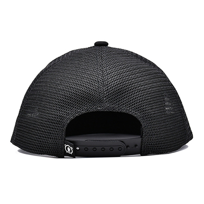 Breathable Cotton 6 Panel Unisex Trucker Cap with Embroidered Logo And Woven Label