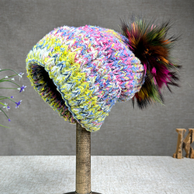 2024 New Hat Women Cashmere Knitted Hat Autumn/Winter Fox Fur Pompom Hat Curled Edge Colored Protection Ear Cap