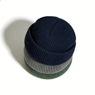 Custom Logo Knit Beanie Hats with Acrylic Material and 58cm Circumference for Winter Warmth