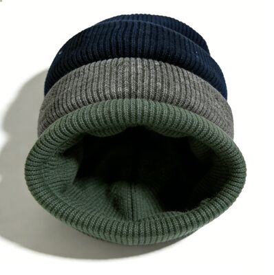 Custom Logo Knit Beanie Hats with Acrylic Material and 58cm Circumference for Winter Warmth