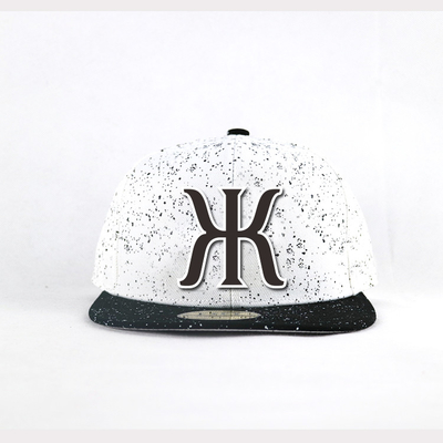 Fashion White Flat Bill 5 Panel Spots Cap Customized 3D Rubber Logo Hip Hop Cap For Man